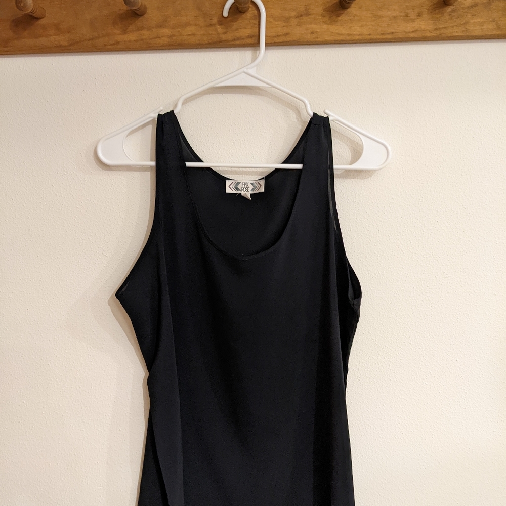 Pink Rose Sleeveless Blouse in Black, XL